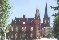 Bergen - alte Post und St.-Marien-Kirche