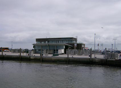 Neuharlingersiel - F�hre